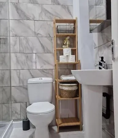 Cosy 2 Bedroom Birmingham